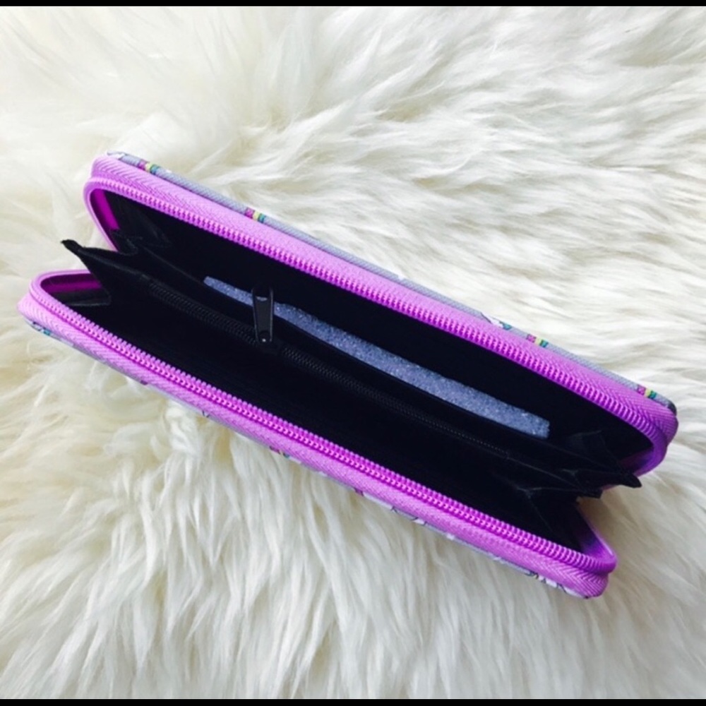 Unicorn 🦄 Faux Leather Wallet - Picture 5 of 6